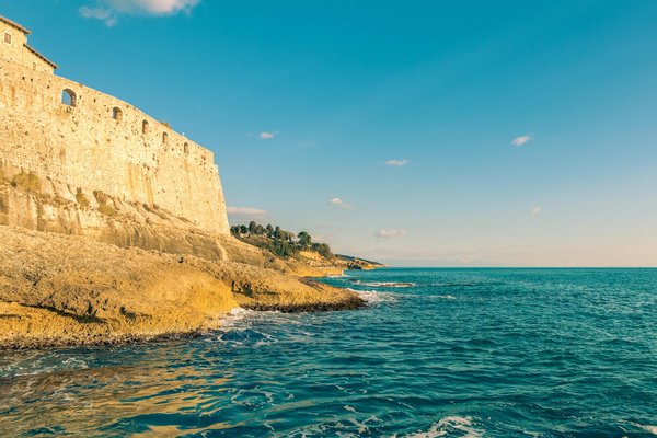 Le camping en bord de rivière pour les amateurs de photographie